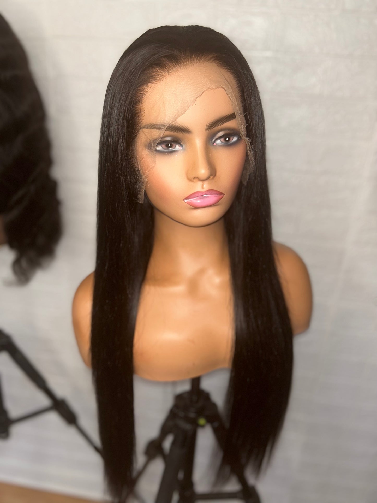 28" Straight HD Frontal Wig